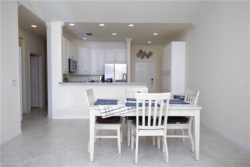 1051 Winding Pines Cir Property Photo 3