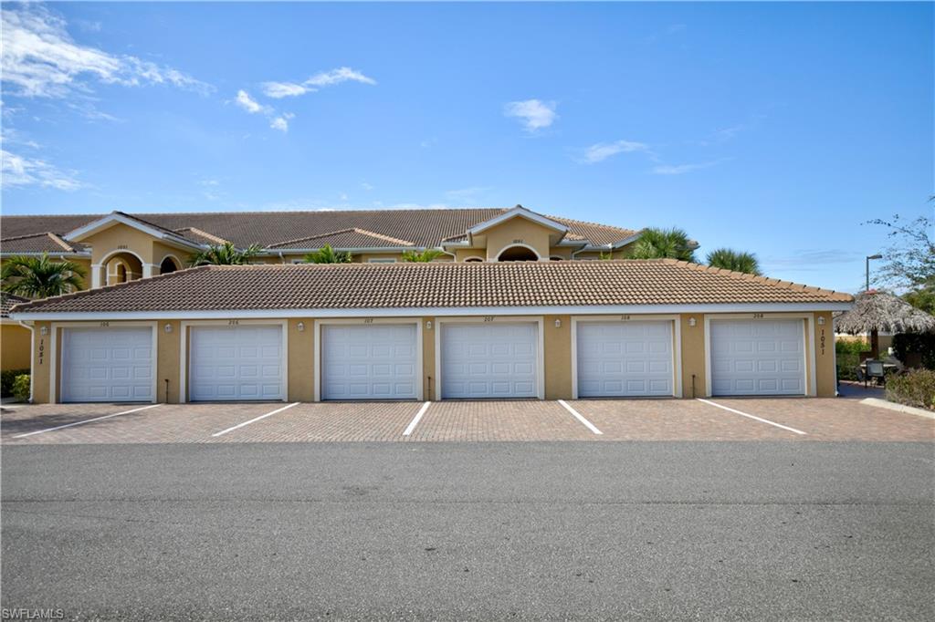 1051 Winding Pines Cir Property Photo 25