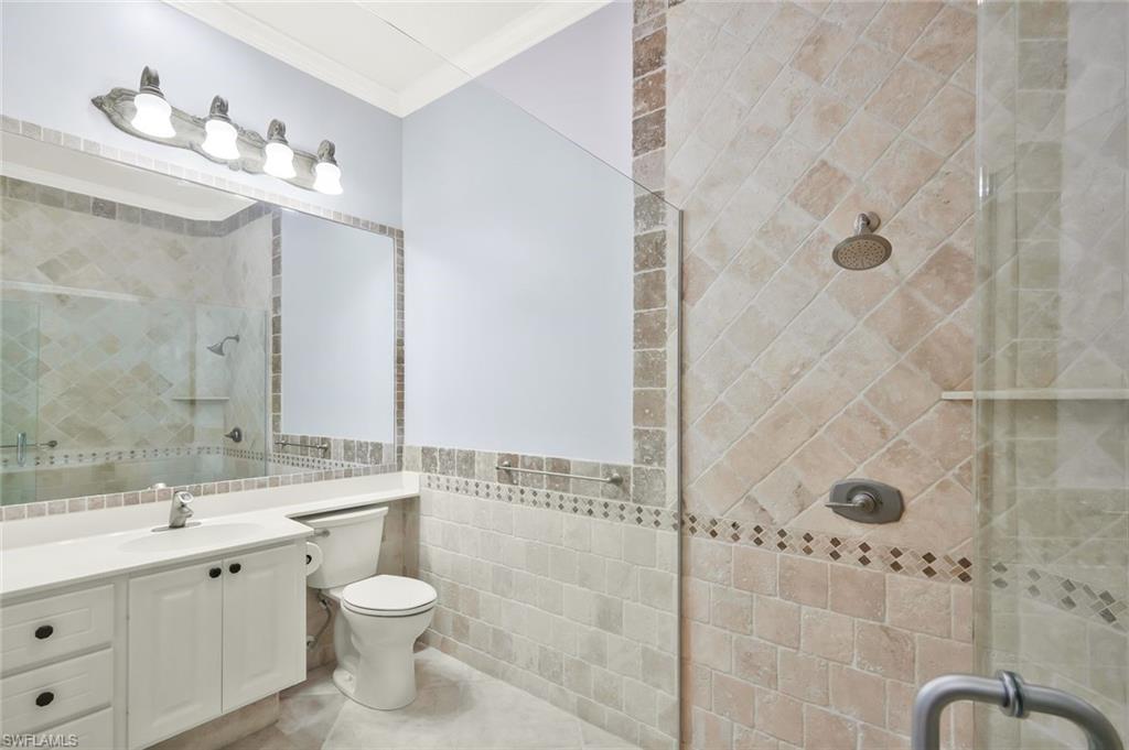 5449 Freeport Ln Property Photo 14