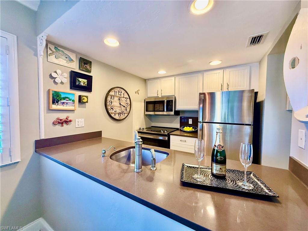 3124 Tennis Villas Property Photo 12