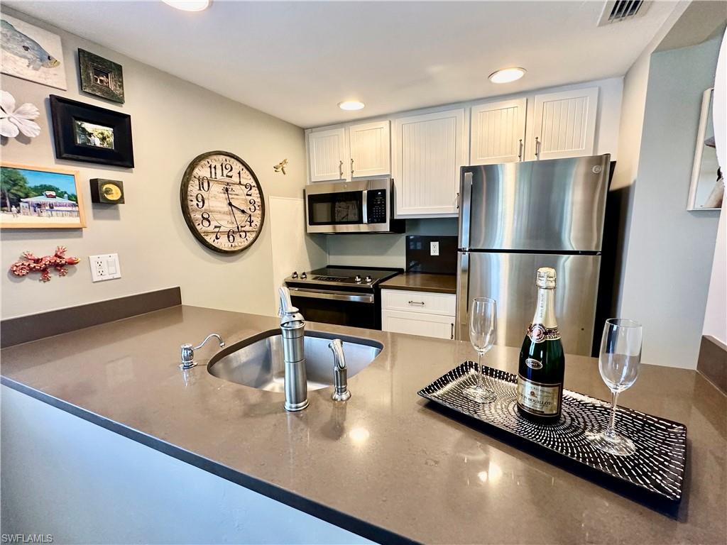 3124 Tennis Villas Property Photo 13