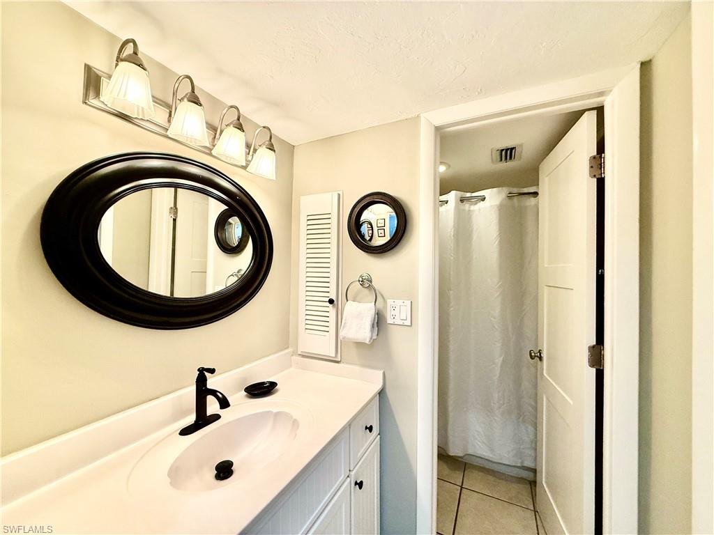 3124 Tennis Villas Property Photo 18