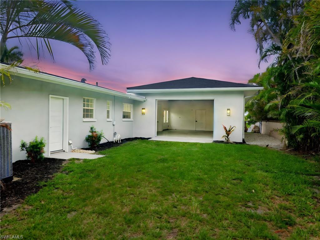 4930 Edith Esplanade Property Photo 2