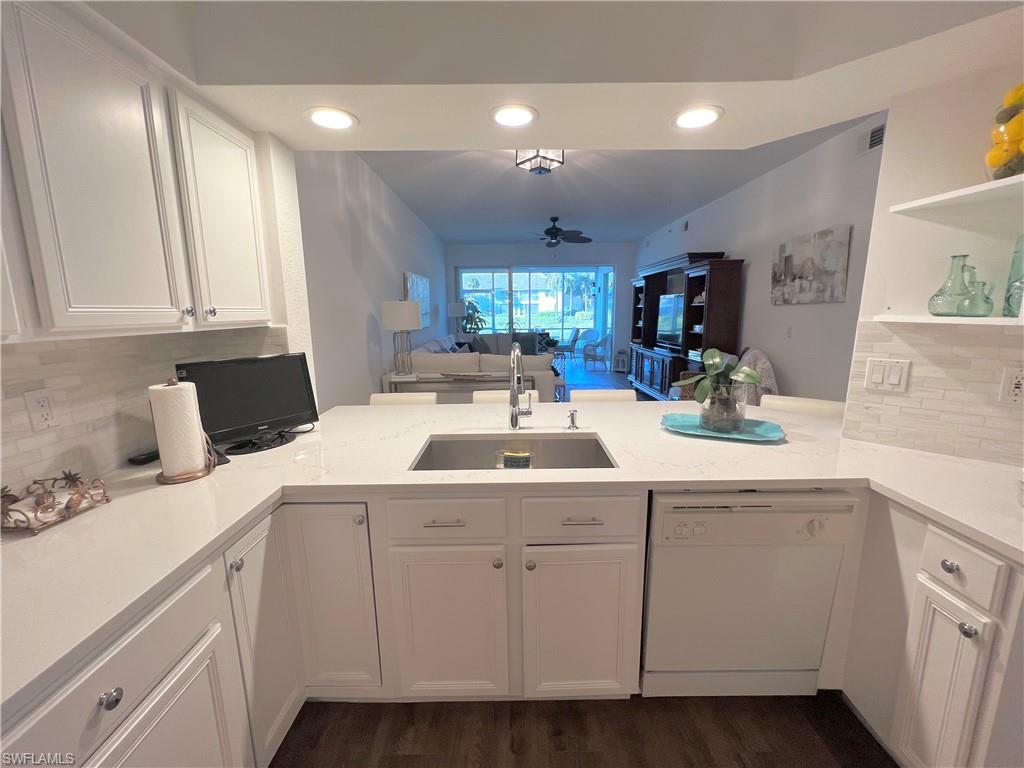 2230 Chesterbrook Ct # 102 Property Photo 8