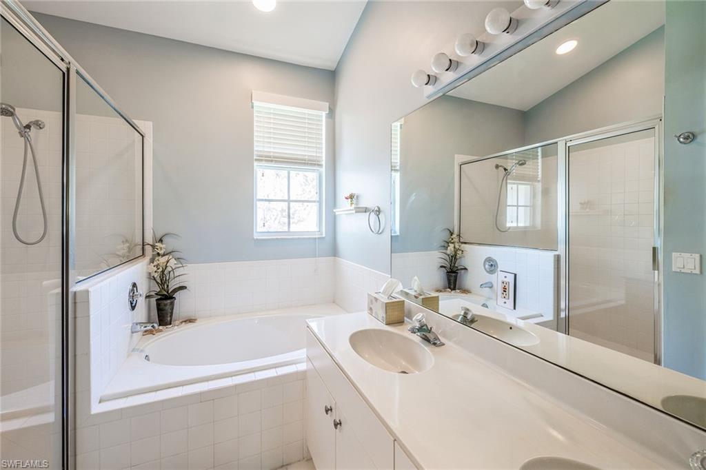 27080 Lake Harbor Ct # 201 Property Photo 11