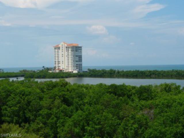 5550 HERON POINT DR # 505 Property Photo 1