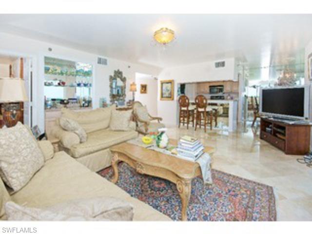 5550 Heron Point Dr # 505 Property Photo 2