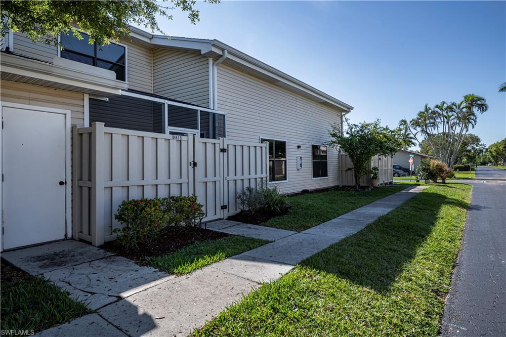 8441 N Haven Ln # B Property Photo 3