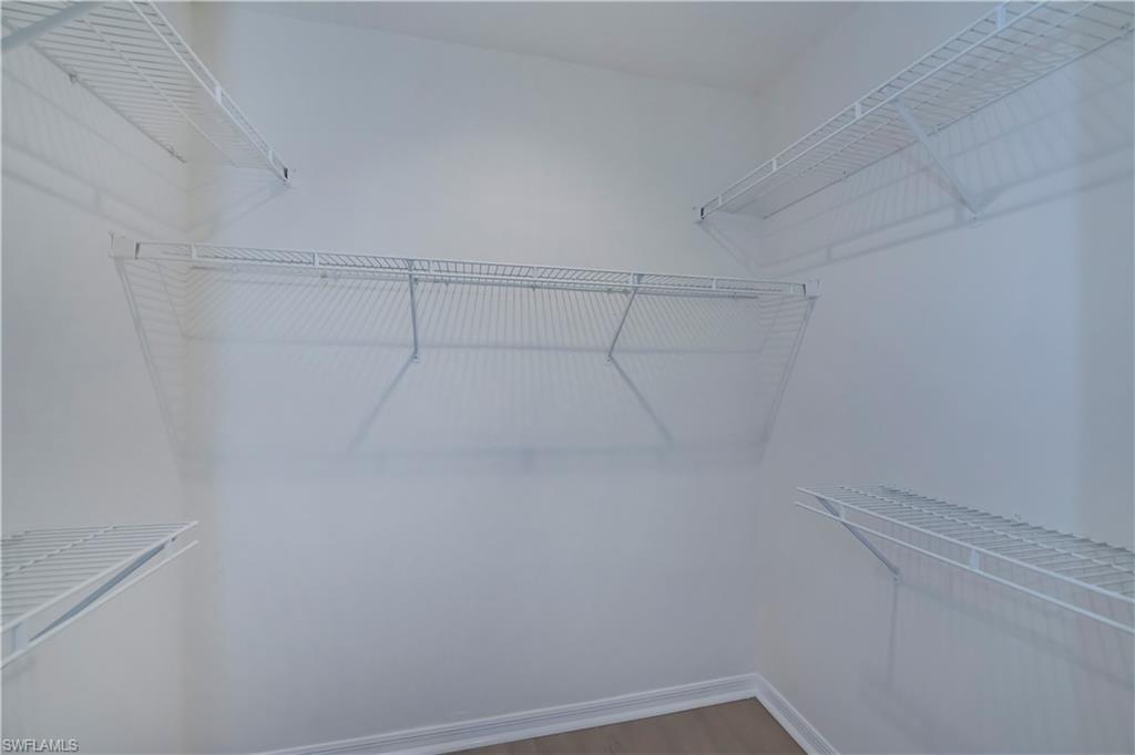 8441 N Haven Ln # B Property Photo 24
