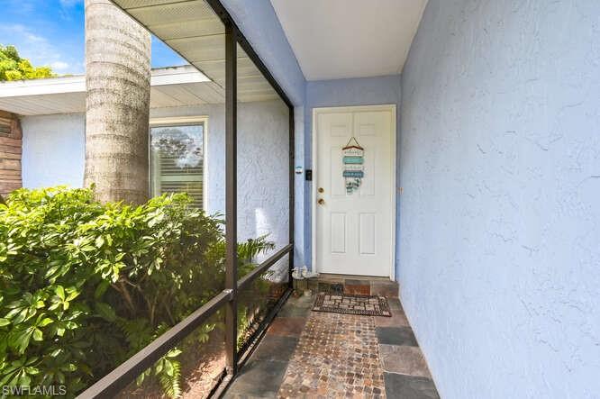 27640 Michigan St Property Photo 5