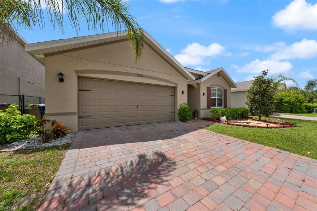 10563 Crossback Ln Property Photo 3