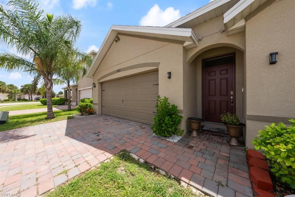 10563 Crossback Ln Property Photo 4