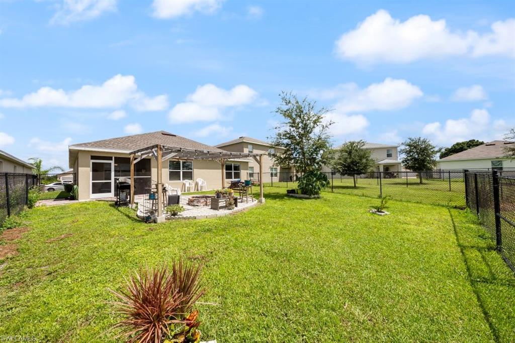 10563 Crossback Ln Property Photo 7