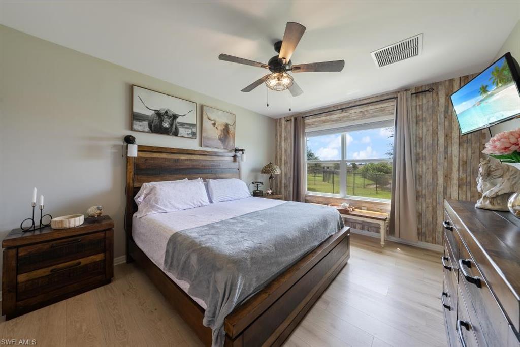 10563 Crossback Ln Property Photo 17