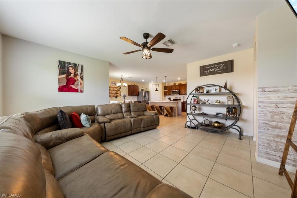 10563 Crossback Ln Property Photo 19