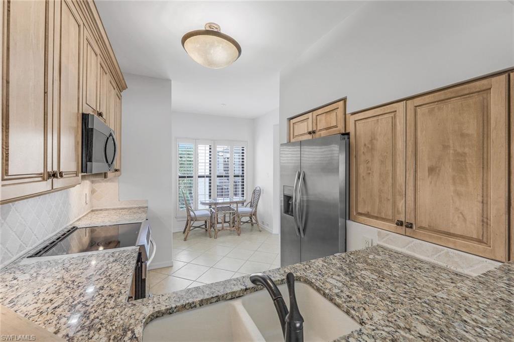 334 La Peninsula Blvd # 334 Property Photo 15