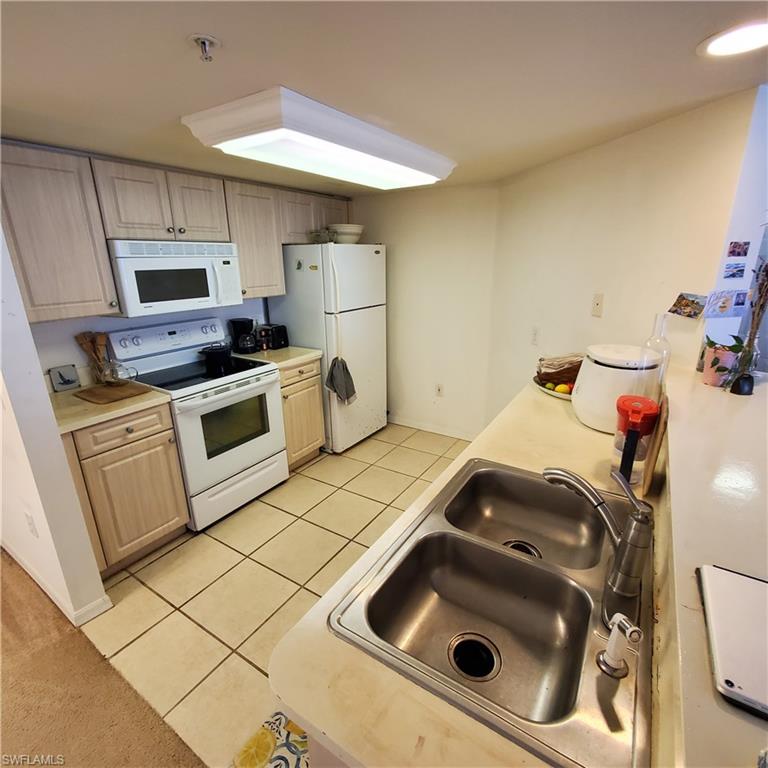 1769 Four Mile Cove Pkwy # 911 Property Photo 9