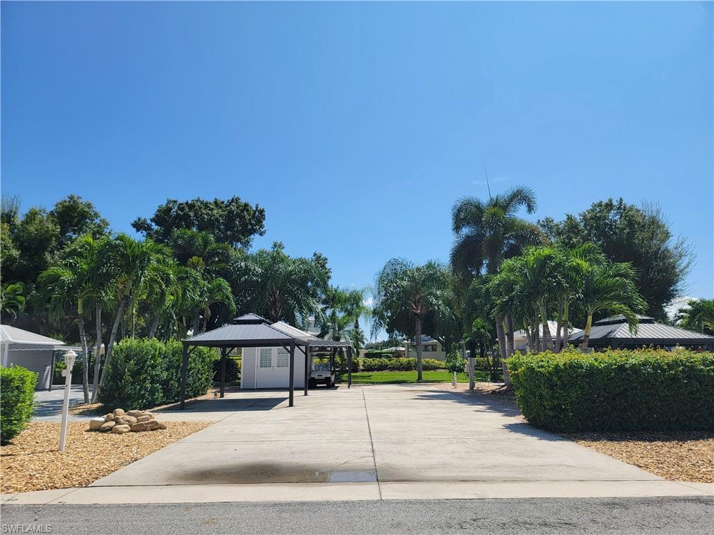 10130 Shadowood Ct Property Photo 1
