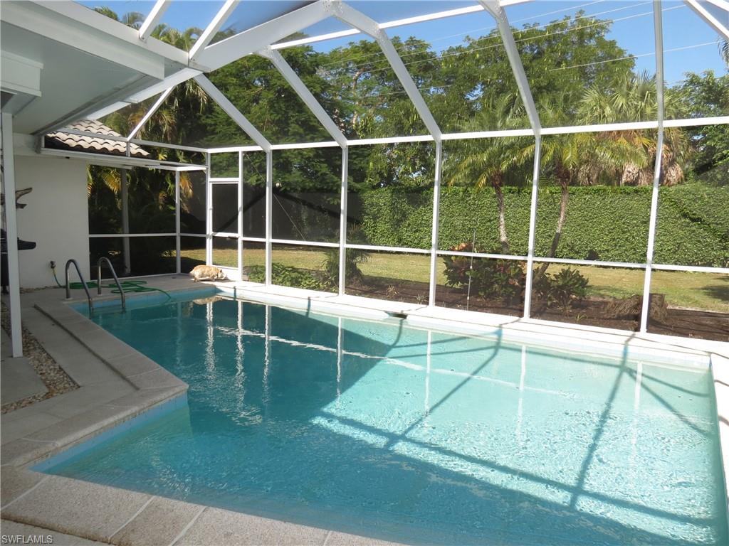 735 High Pines Dr Property Photo 3