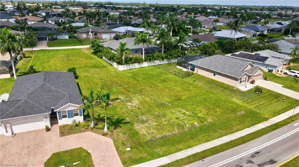 2536 Surfside Blvd Property Photo 15