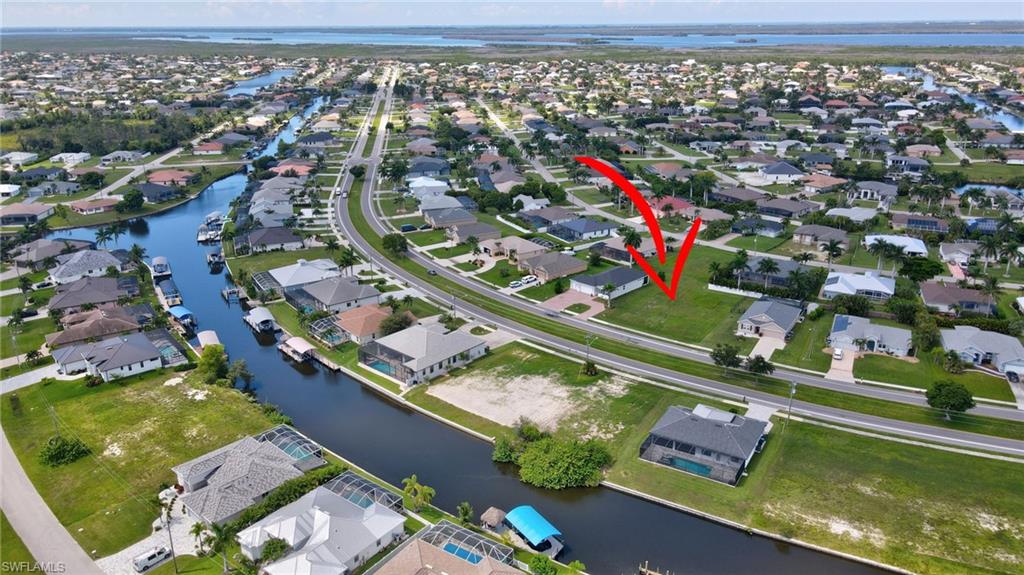 2536 Surfside Blvd Property Photo 20