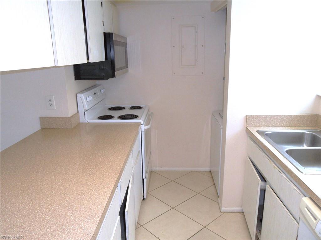 3306 Prince Edward Island Cir # 1 Property Photo 8