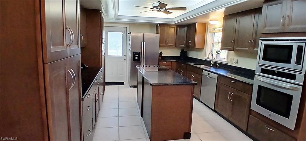17226 Castleview Dr Property Photo 8
