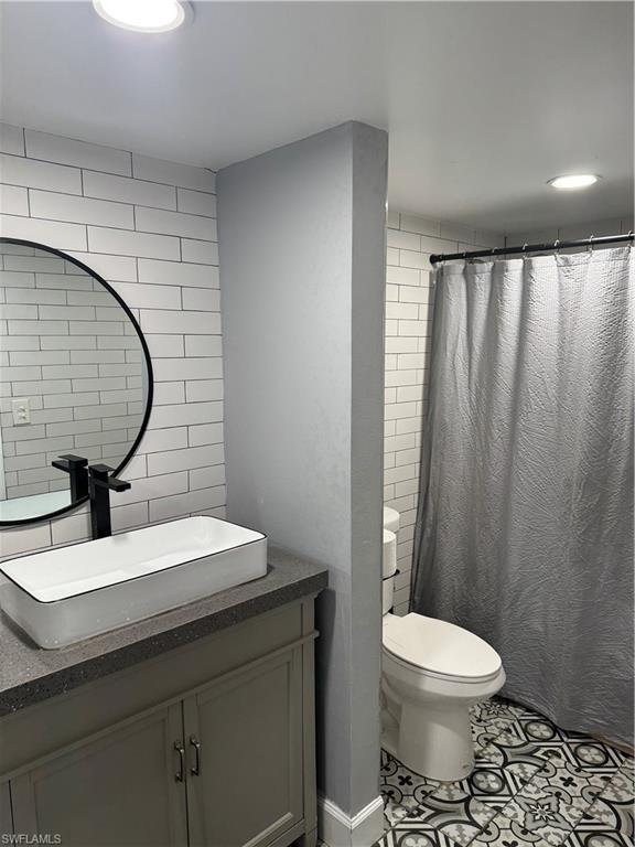 9409 W Macnab Rd # 103 Property Photo 6