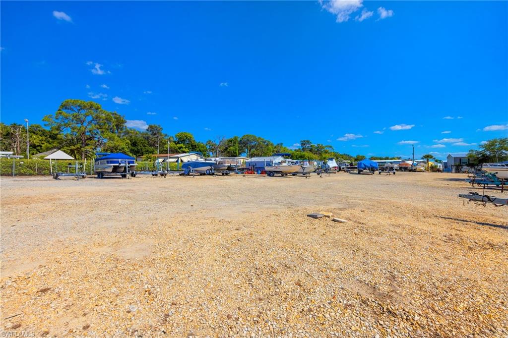 4689 Fiji Ln Property Photo 17