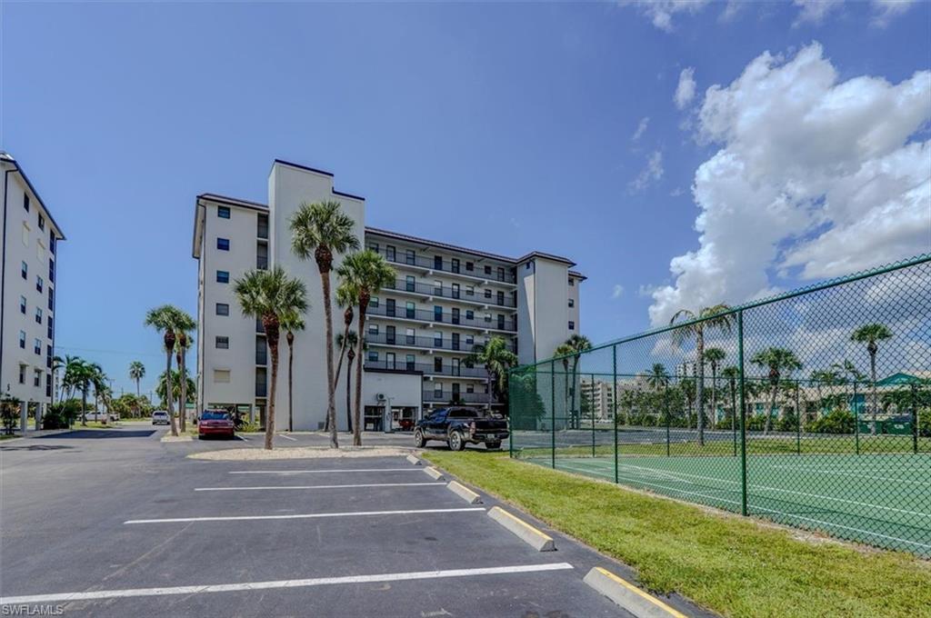 6897 Estero Blvd # 115 Property Photo 3