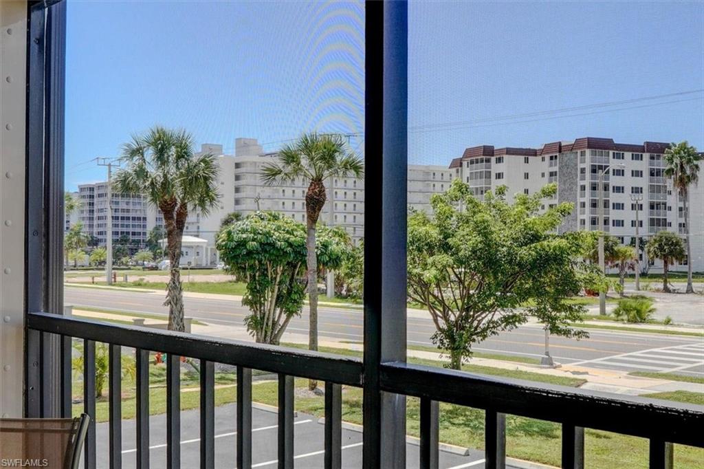 6897 Estero Blvd # 115 Property Photo 8