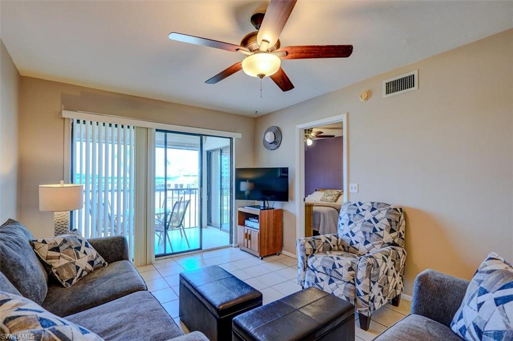 6897 Estero Blvd # 115 Property Photo 34