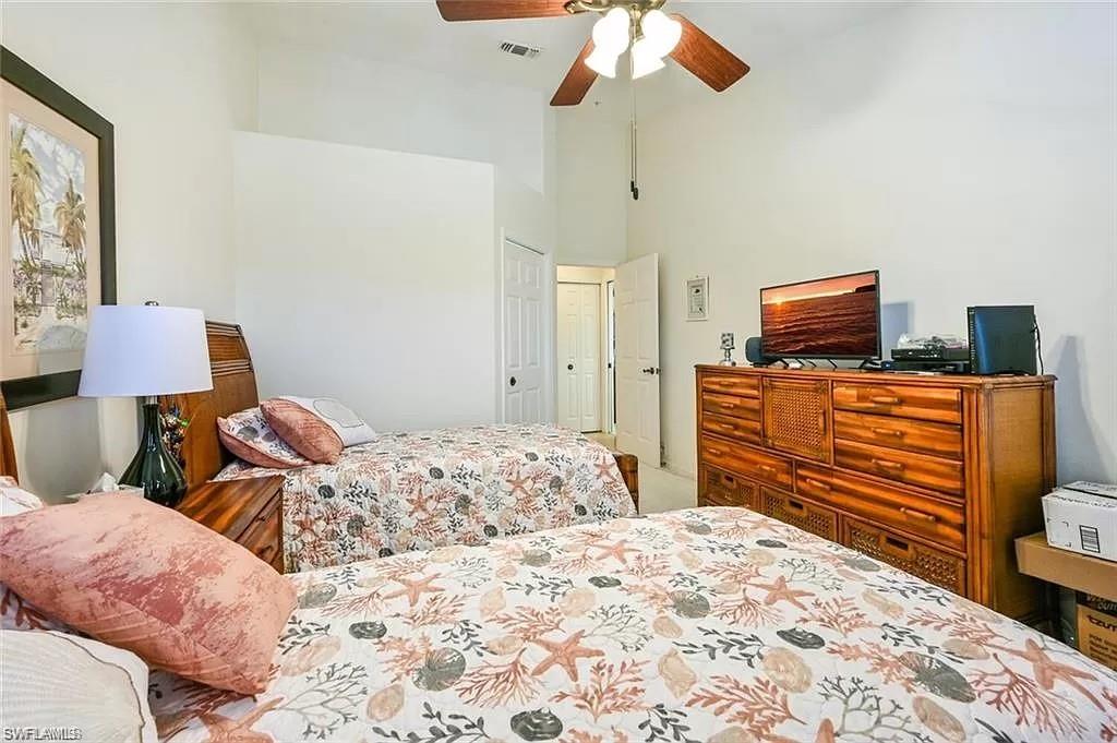 13060 Amberley Ct # 809 Property Photo 10