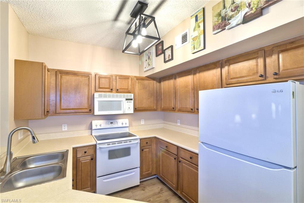 15655 Ocean Walk Cir # 202 Property Photo 7