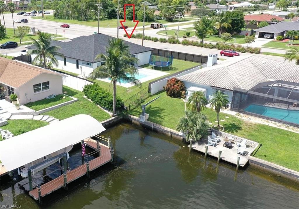 2419 Country Club Blvd Property Photo 2