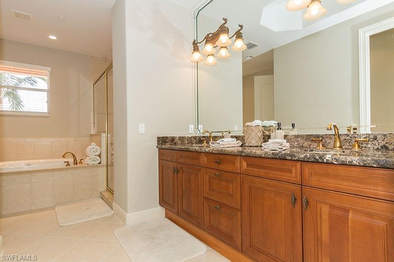 538 Avellino Isles Cir # 9201 Property Photo 15