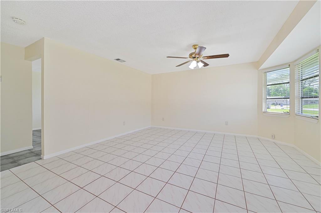 4417/4421 Ruthann Ct Property Photo 10
