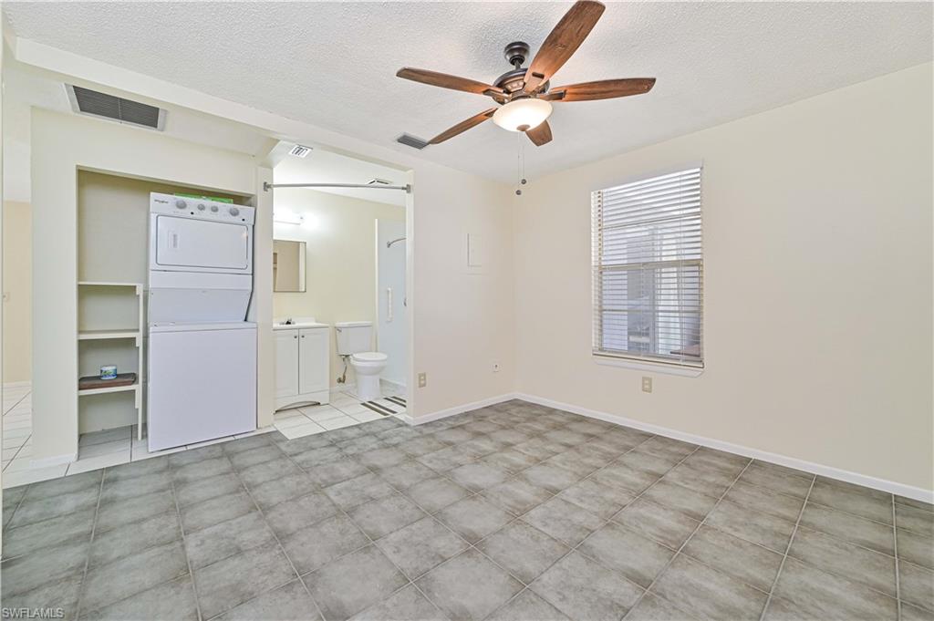4417/4421 Ruthann Ct Property Photo 22