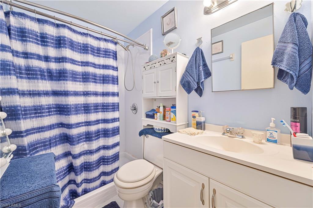 4417/4421 Ruthann Ct Property Photo 32
