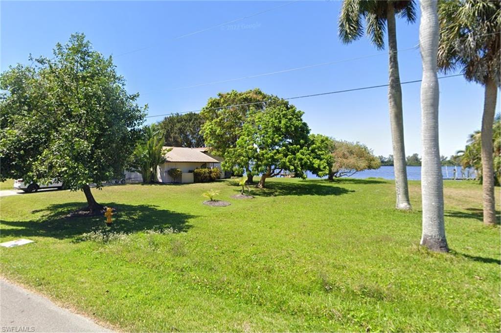 4537 E Riverside Dr Property Photo 5