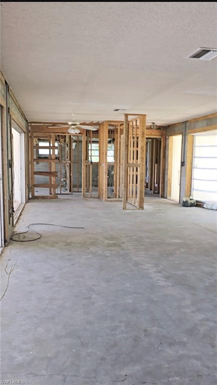 4537 E Riverside Dr Property Photo 20