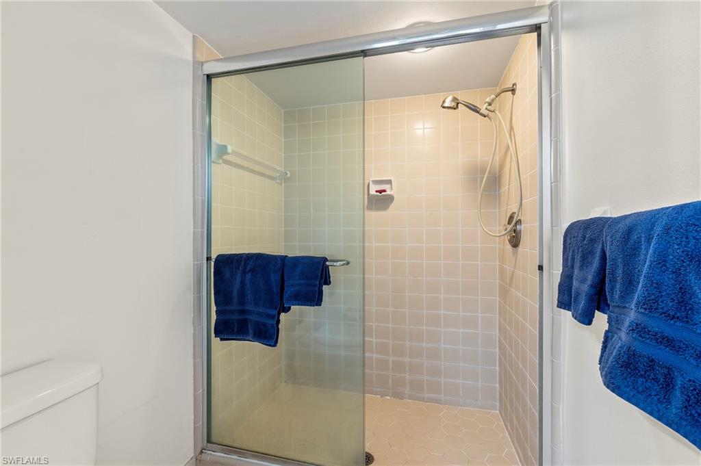 15330 Cedarwood Ln # 203 Property Photo 16