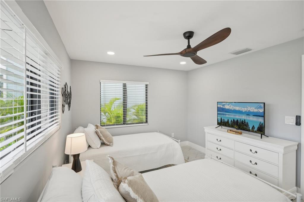 268 Ibis St Property Photo 13