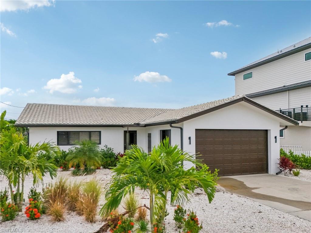 268 Ibis St Property Photo 31