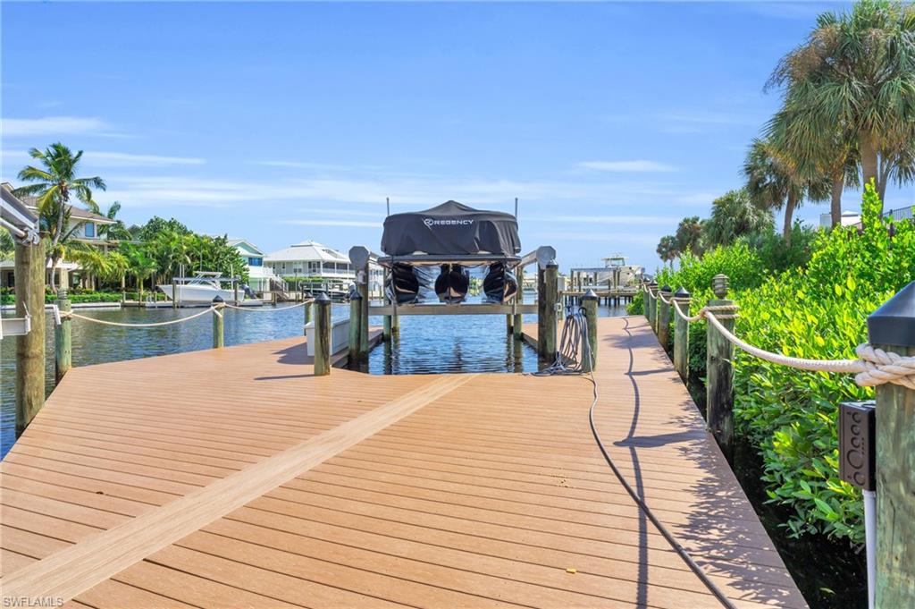 18181 Old Pelican Bay Dr Property Photo 43