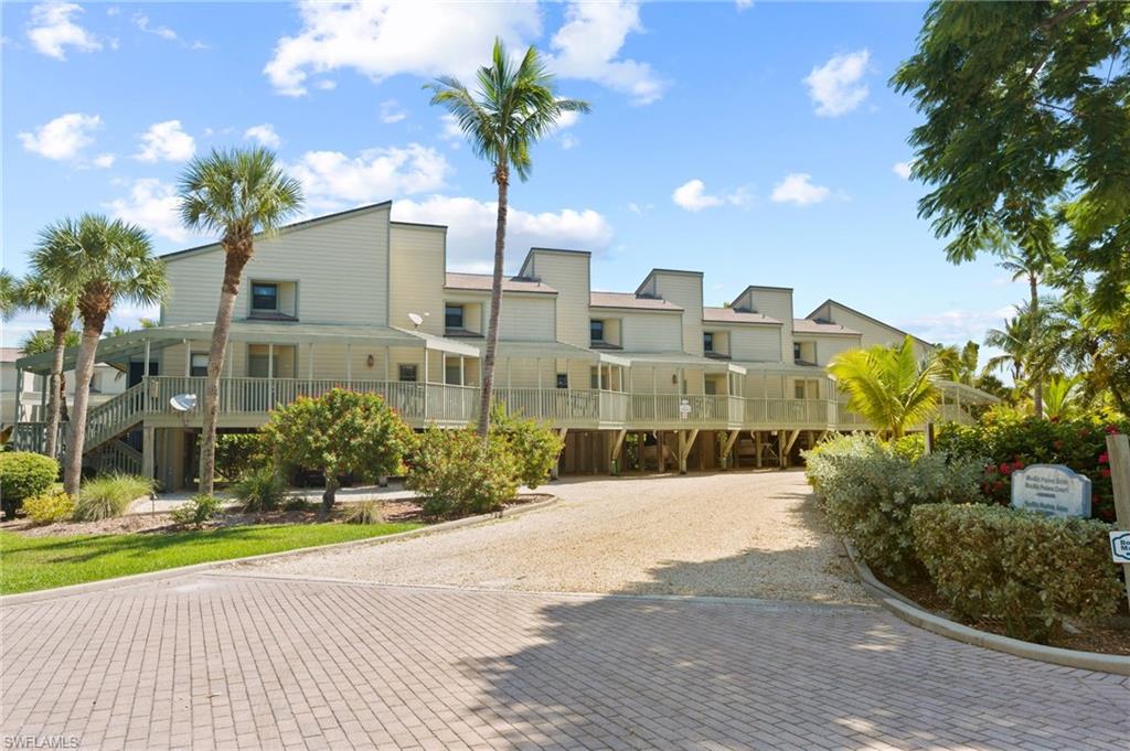 16747 Bocilla Palms Dr # 15 Property Photo 3