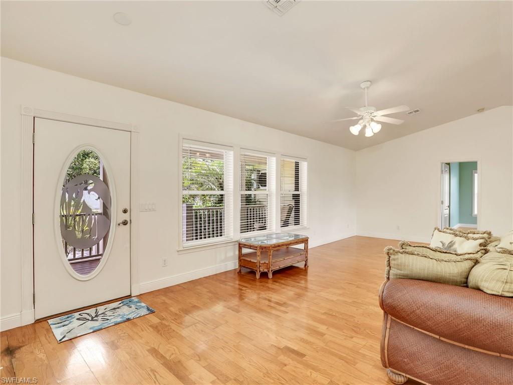 12629 Coconut Creek Ct Property Photo 6