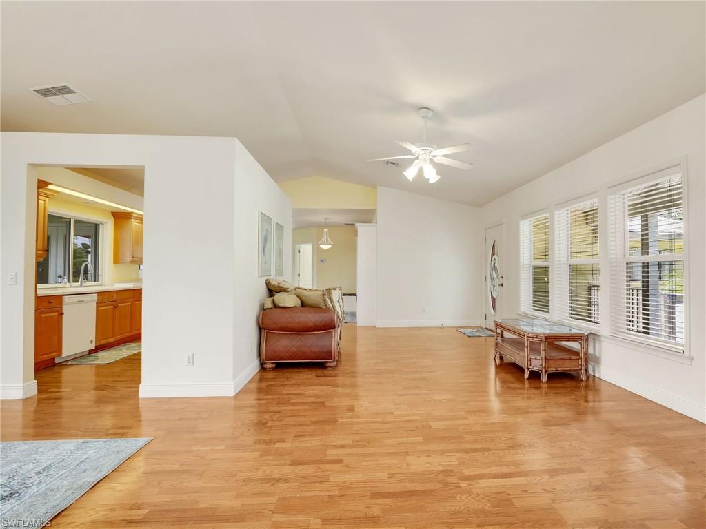 12629 Coconut Creek Ct Property Photo 7