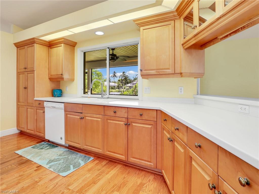 12629 Coconut Creek Ct Property Photo 9