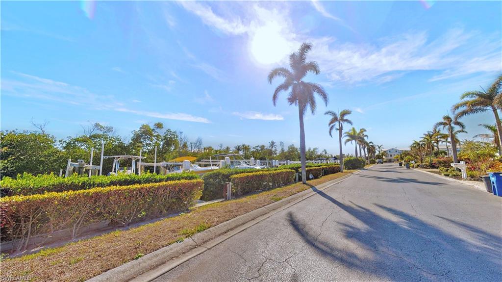16721 Seagull Bay Ct Property Photo 25